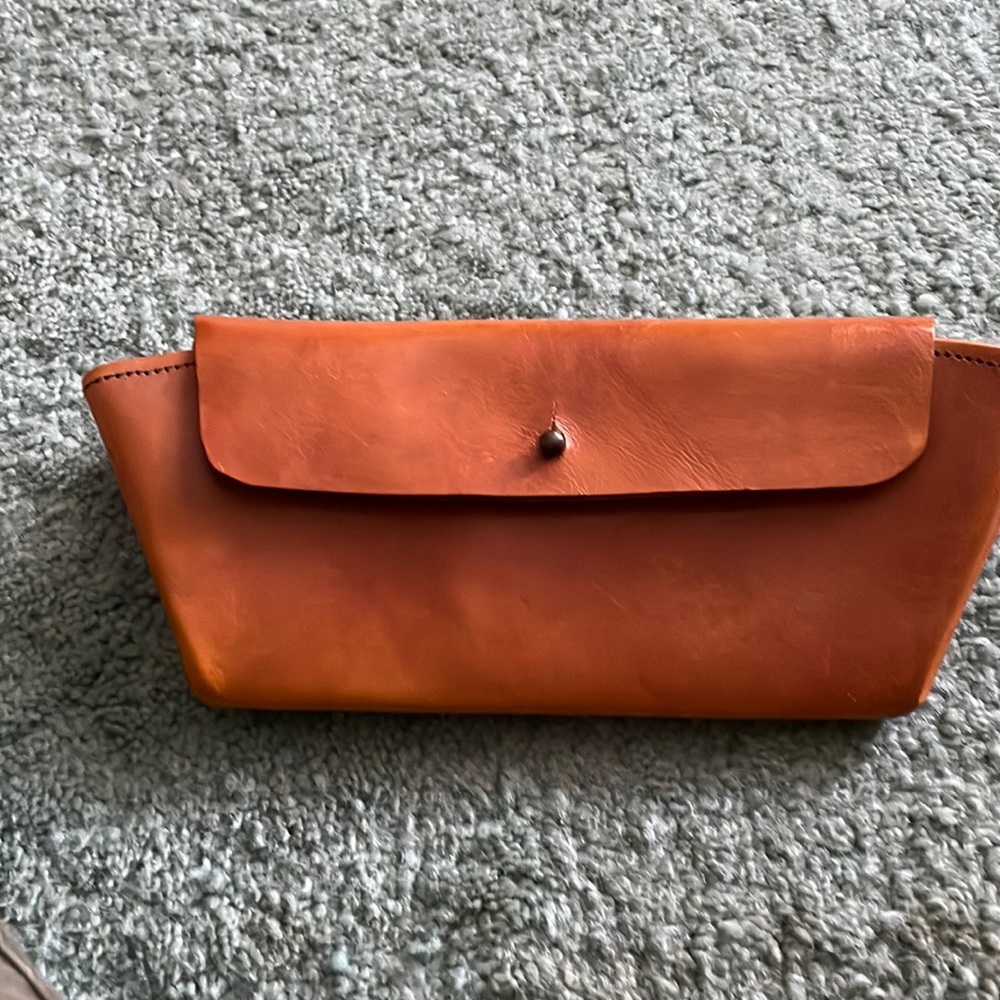 Small clutch